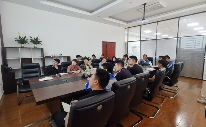 通過不斷的學習培訓，加強銷售人員有關顆粒機及生產線的基礎知識了解.jpg